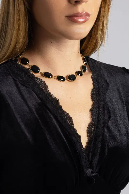 Choker Stainless Steel Gold Details