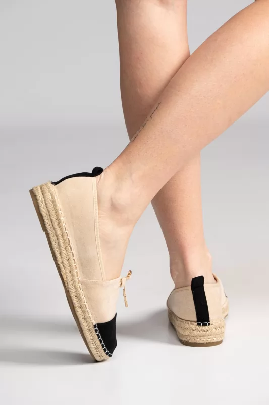 Εσπαντρίγια Suede