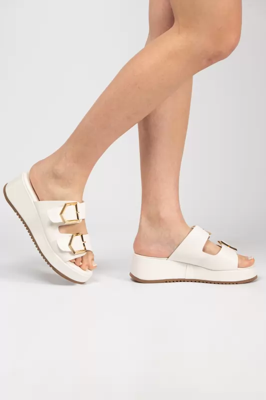 Flatform Leatherette Buckle