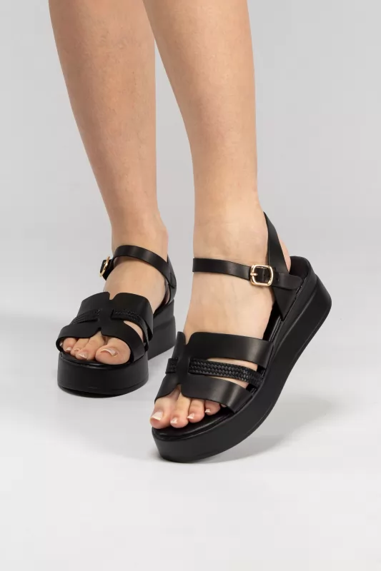 Flatforms Σανδάλια