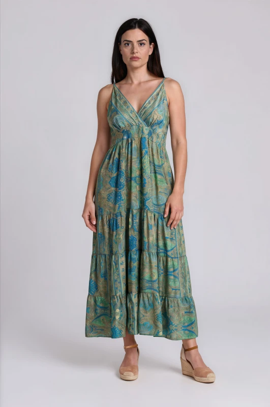 Dress Sleeveless Embroidered with Gold Details