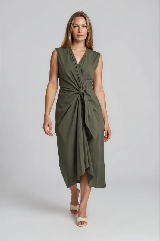 Alysia Solid-Color Sleeveless Dress