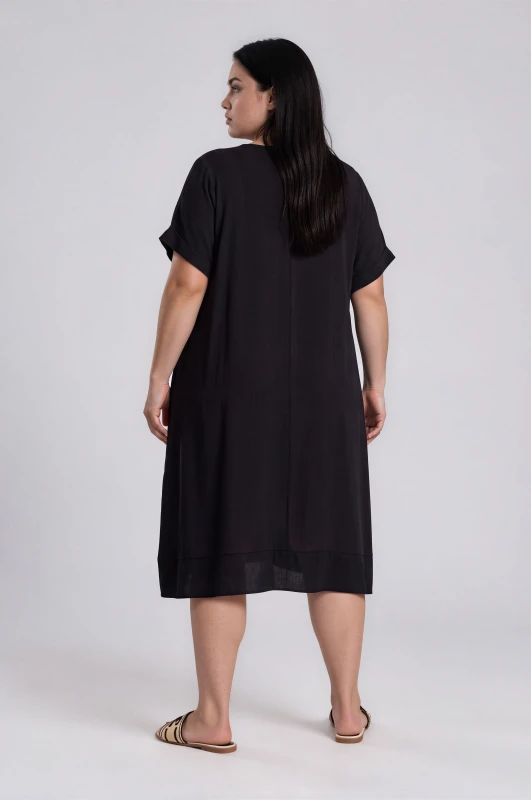 Dress Short-Sleeved Asymmetrical Necklace