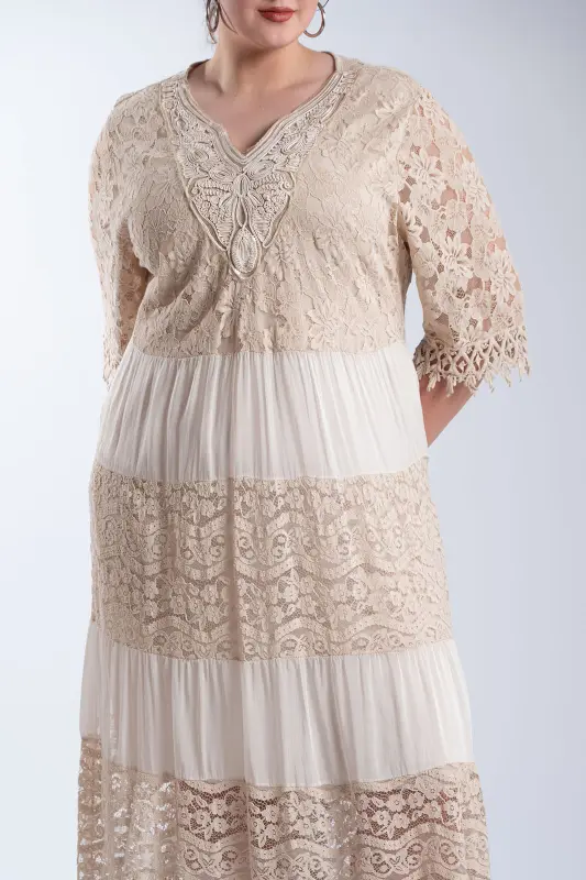 Φόρεμα Maxi Δαντελένιες Λεπτομέρειες