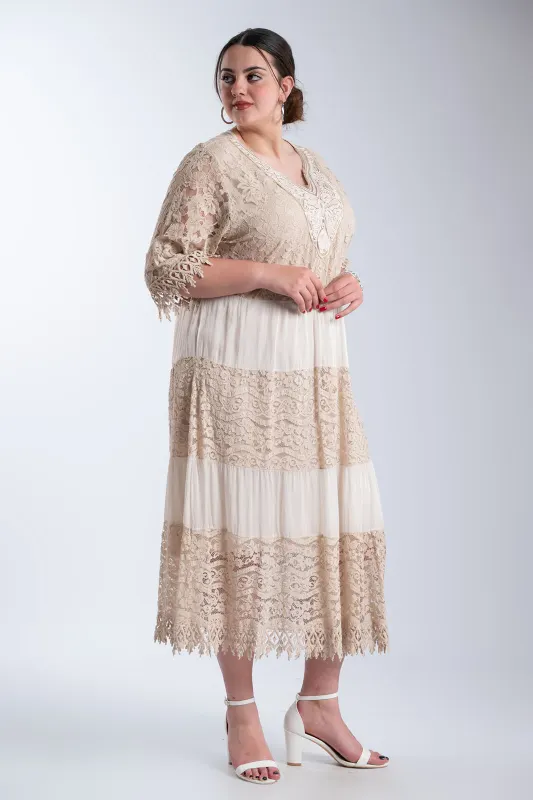 Φόρεμα Maxi Δαντελένιες Λεπτομέρειες