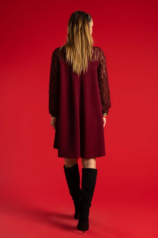 Φόρεμα Mini Δαντέλα Λεπτομέρεια