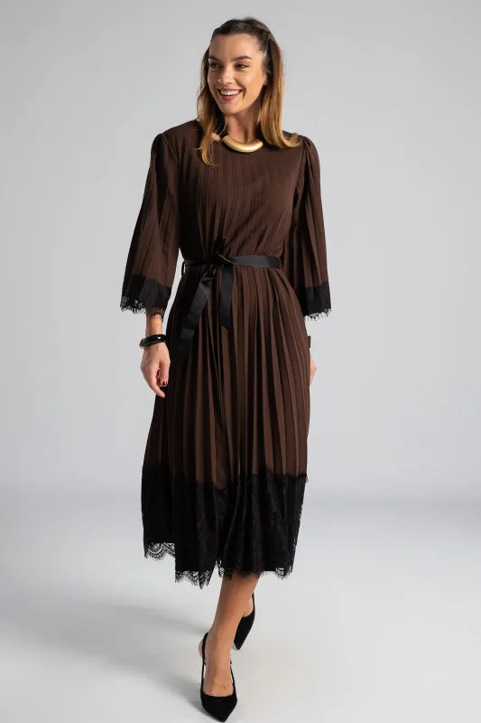 Dress Pleated Lace Detail