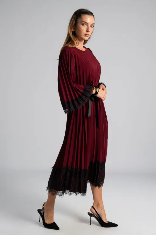 Φόρεμα Πλισέ Λεπτομέρεια Δαντέλα