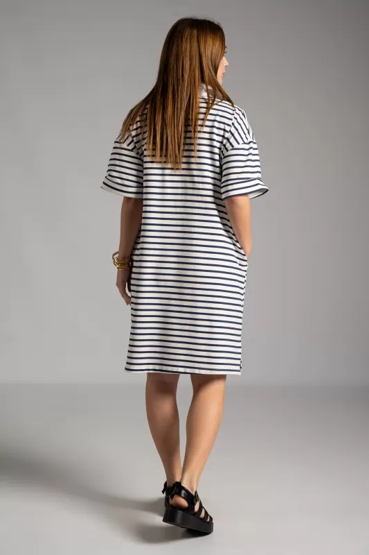 Dress V Thin Stripes