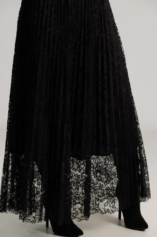 Maxi Lace Skirt 