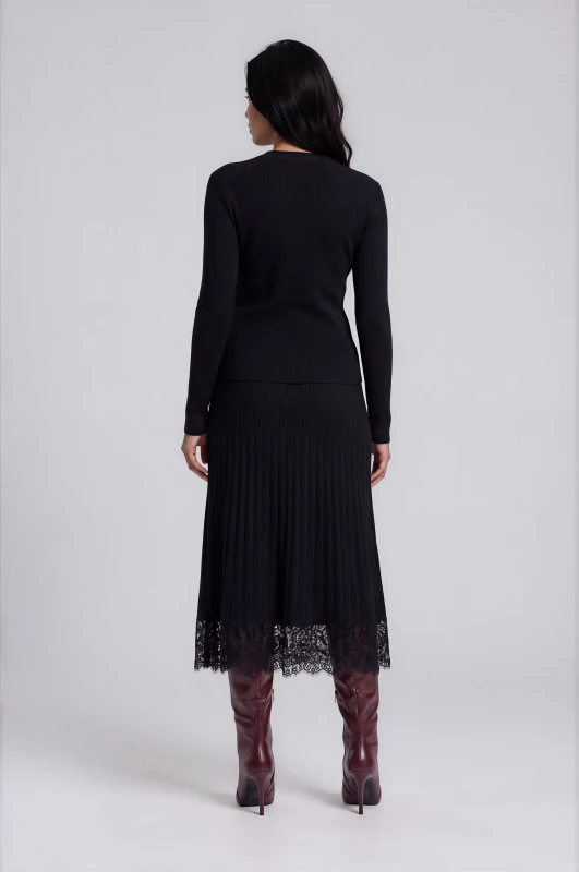 Skirt Knitted Lace Hem 