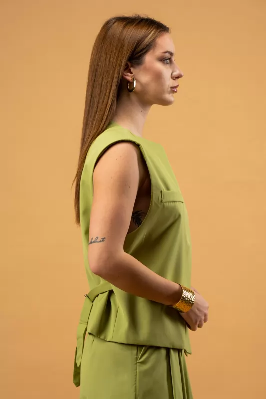 Vest Special Closure