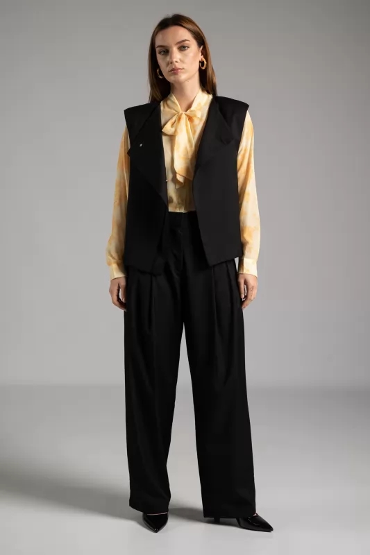 Vest Special Closure