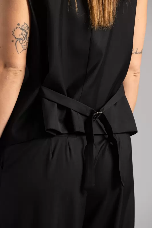 Vest Special Closure