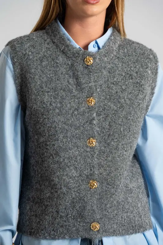 Vest Pinwheel Button 
