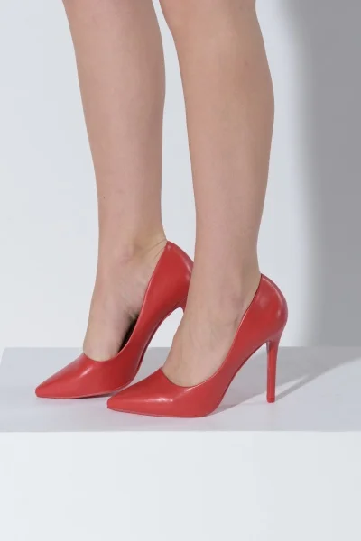 Pumps Leatherette Red