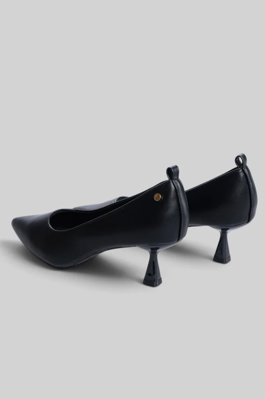 Γόβα Δερματίνη με Kitten Heel