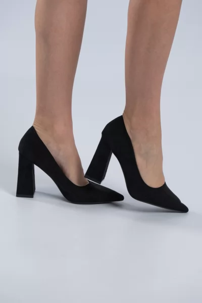 Suede Pumps Black