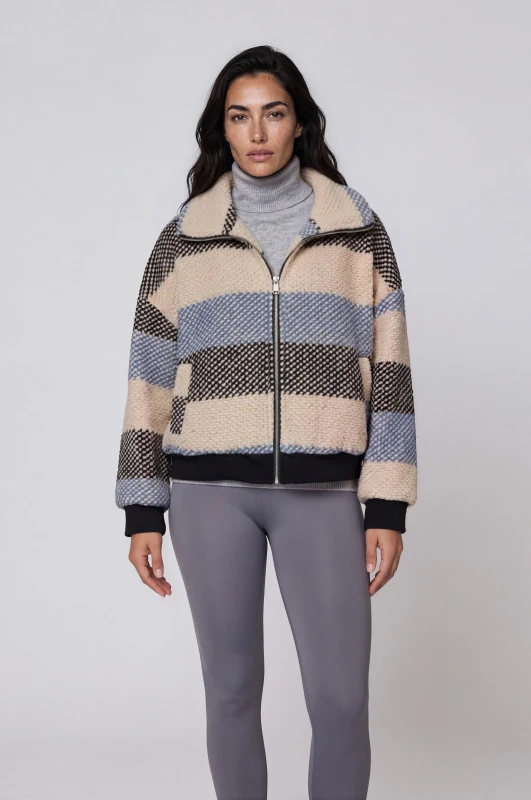 Jacket με Ανάγλυφη Ύφανση