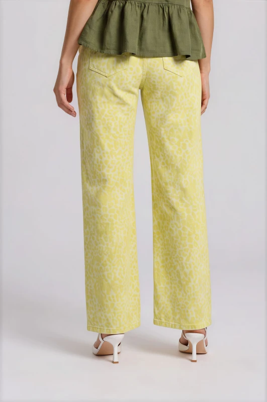 Jean Straight Leopard Pattern