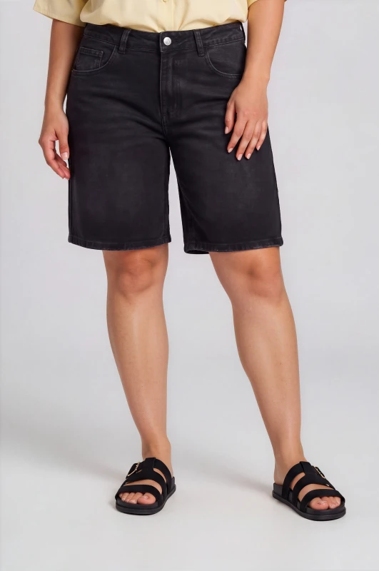 Jean Bermuda Solid Color