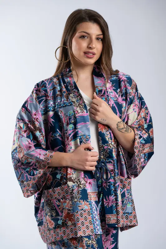 Kimono Satin With Floral Pattern