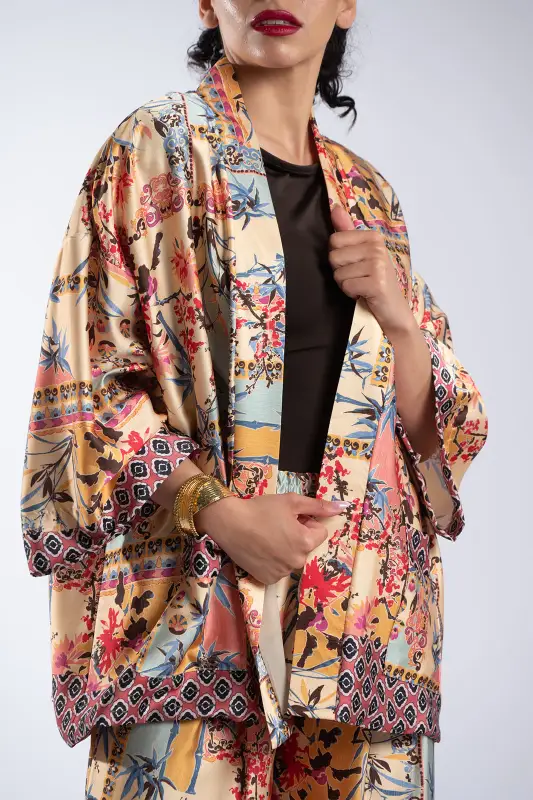 Κιμονό Σατέν Με Floral Pattern
