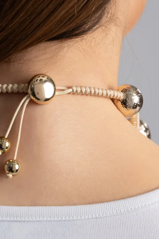 Κολιέ Κορδόνι Μεταλλικές Σφαίρες