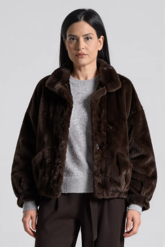 Short Fur Minimal Collar