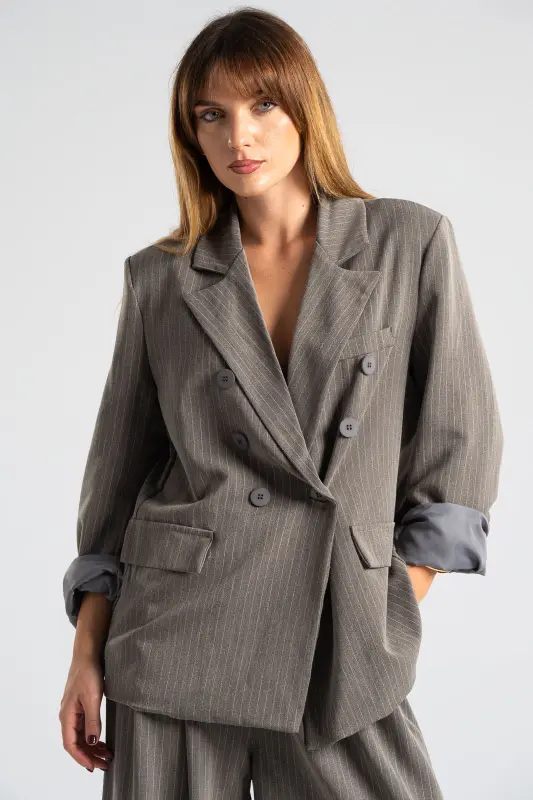 Κοστούμι Με Ρίγες