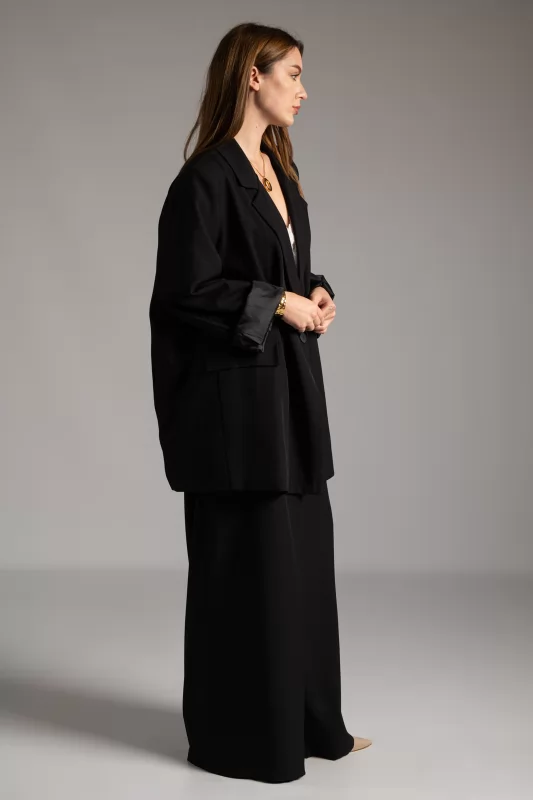 Suit Solid Over Color
