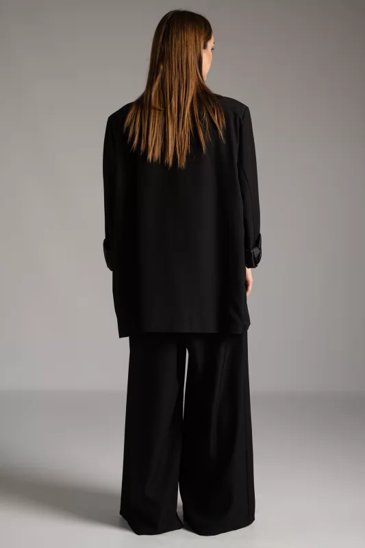 Suit Solid Over Color