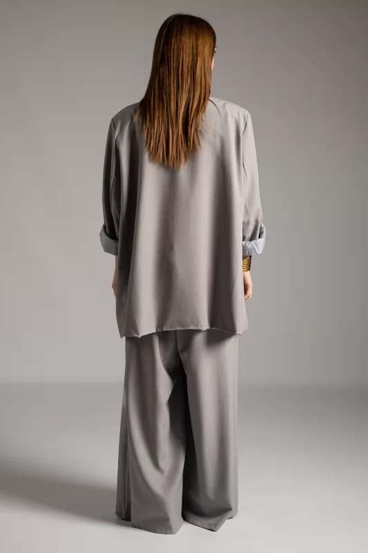 Suit Solid Over Color
