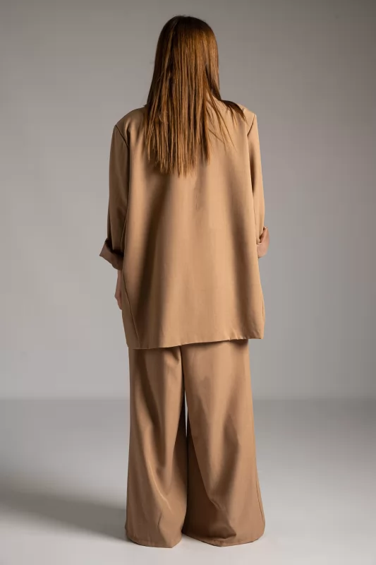 Suit Solid Over Color