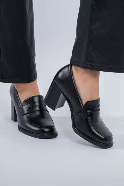 Loafers Τακούνι Δερματίνη Μαύρα
