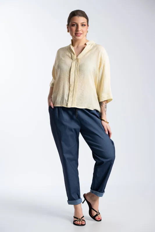 Loose-Fit Minimalist Blouse