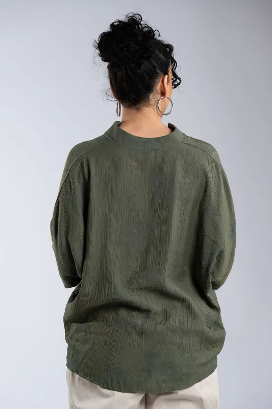 Loose-Fit Minimalist Blouse