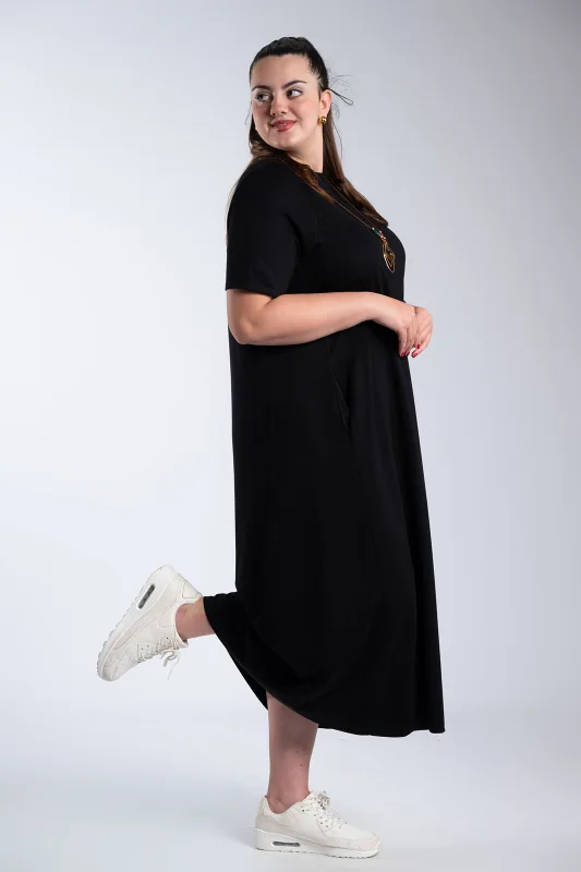 Minimal Maxi Dress Necklace Pockets 