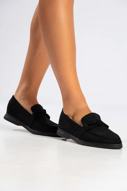 Flat Moccasins Bow
