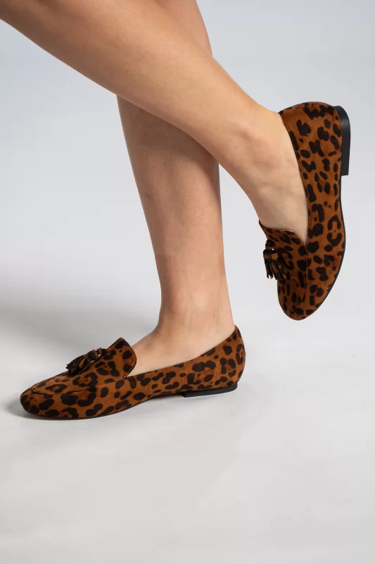 Moccasinia Suede Tassels