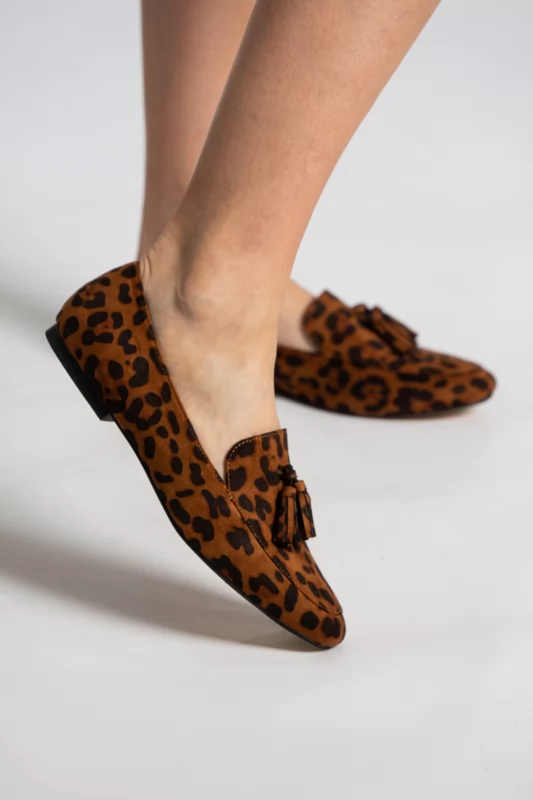 Moccasinia Suede Tassels