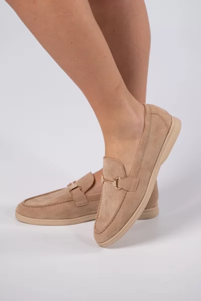 Moccasinia Suede Horsebit Sand
