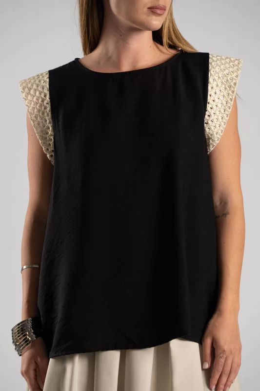 Blouse Sleeveless Embroidery Gold thread