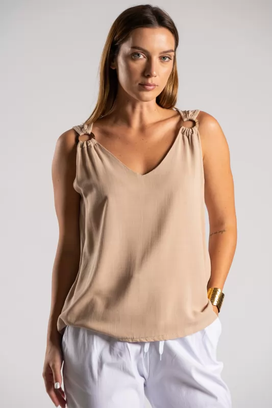 Blouse Sleeveless Hoop