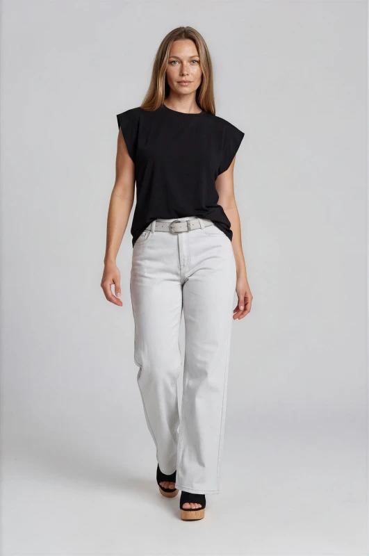 Catherine Solid-Color Sleeveless Blouse