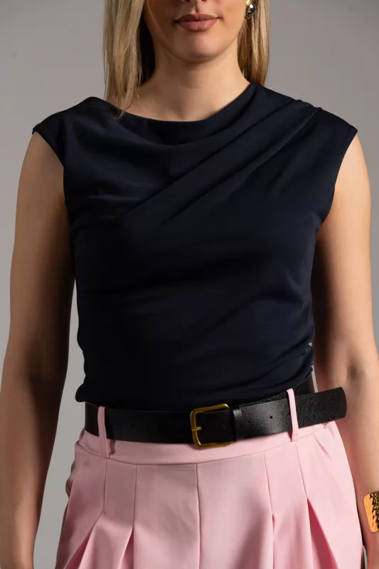 Blouse Sleeveless Drape
