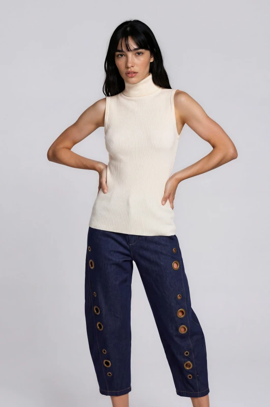 Blouse Sleeveless Ribbed Turtleneck 