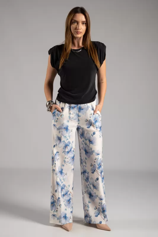 Sleeveless Blouse Bats