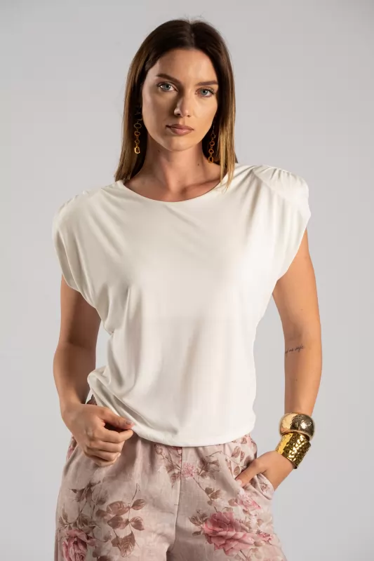 Sleeveless Blouse Bats