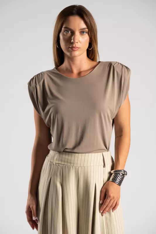 Sleeveless Blouse Bats